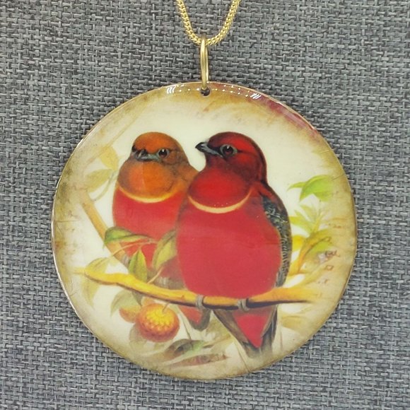 Zad Vintage Necklace Birds  Gold  Toned Chain Round Bird Pendant Lobster Clasp - Picture 2 of 5